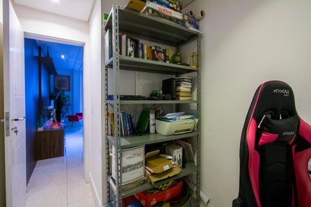 Casa à venda com 360m², 5 quartos e 4 vagas Casa à venda com 360m², 5 quartos e 4 vagasEscritório