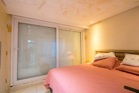 Casa à venda com 360m², 5 quartos e 4 vagas Casa à venda com 360m², 5 quartos e 4 vagasDetalhe do quarto 1