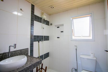 Casa à venda com 360m², 5 quartos e 4 vagas Casa à venda com 360m², 5 quartos e 4 vagasBanheiro do quarto 4