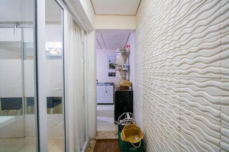 Casa à venda com 360m², 5 quartos e 4 vagas Casa à venda com 360m², 5 quartos e 4 vagasCorredor da cozinha