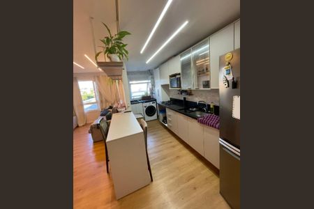 Cozinha de apartamento para alugar com 2 quartos, 59m² em Jardim do Salso, Porto Alegre
