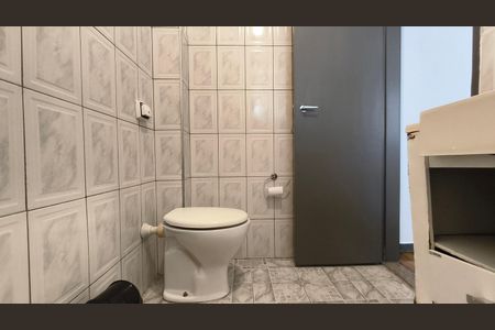 Apartamento à venda com 63m², 2 quartos e 1 vaga Apartamento à venda com 63m², 2 quartos e 1 vagaBanheiro