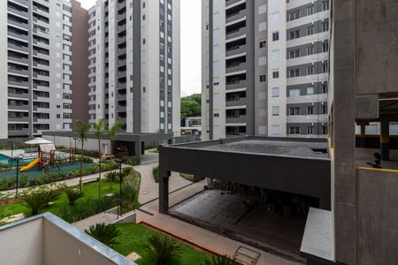 Apartamento para alugar com 47m², 2 quartos e 1 vagaVaranda da Sala - Vista