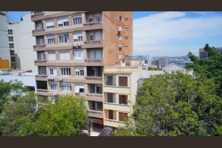 Apartamento para alugar com 74m², 2 quartos e sem vaga Apartamento para alugar com 74m², 2 quartos e sem vagaVista da Rua