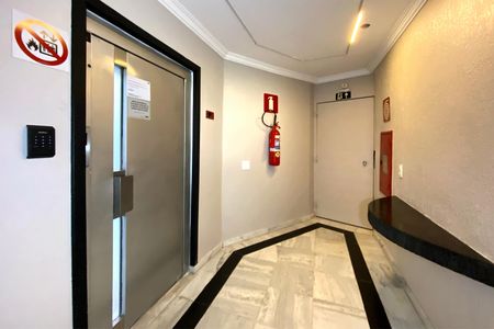 Apartamento à venda com 70m², 3 quartos e 1 vagaElevador