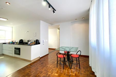 Apartamento à venda com 70m², 3 quartos e 1 vagaSala
