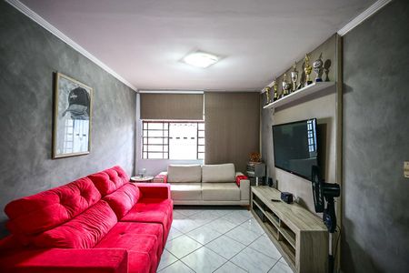 Casa à venda com 250m², 3 quartos e 2 vagasSala de Tv