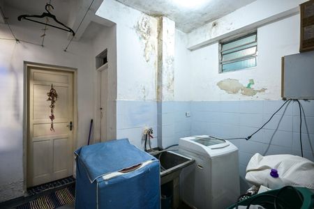 Casa à venda com 250m², 3 quartos e 2 vagasÁrea de Serviço 