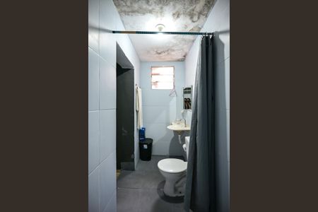 Casa à venda com 250m², 3 quartos e 2 vagasBanheiro Suíte 1