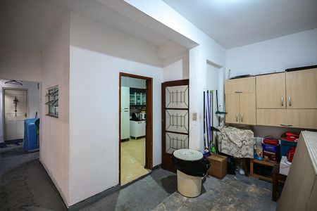 Casa à venda com 250m², 3 quartos e 2 vagasÁrea de Serviço 