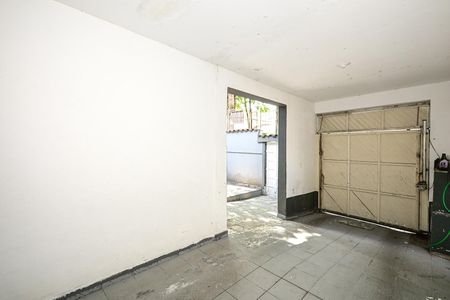 Casa à venda com 250m², 3 quartos e 2 vagasGaragem