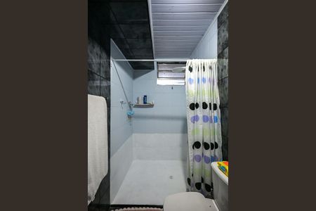 Casa à venda com 250m², 3 quartos e 2 vagasBanheiro Suíte 2