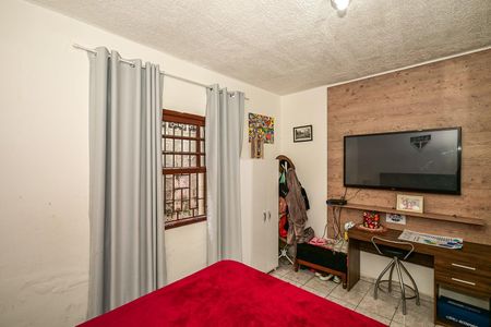 Casa à venda com 250m², 3 quartos e 2 vagasQuarto