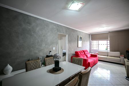 Sala de casa à venda com 3 quartos, 250m² em Super Quadra Morumbi, São Paulo