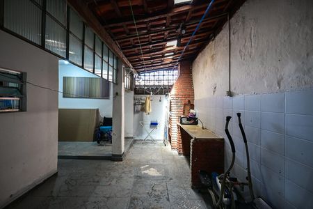 Casa à venda com 250m², 3 quartos e 2 vagasChurrasqueira