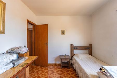 Apartamento à venda com 161m², 4 quartos e 3 vagasQuarto 2 