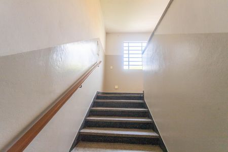 Apartamento à venda com 161m², 4 quartos e 3 vagasEscada do prédio 