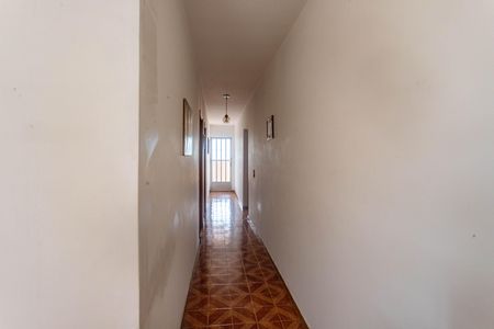 Apartamento à venda com 161m², 4 quartos e 3 vagasCorredor 