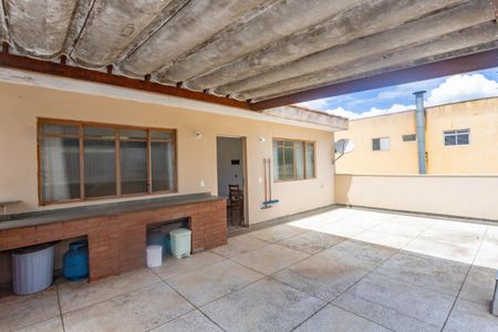 Apartamento à venda com 161m², 4 quartos e 3 vagasVaranda 