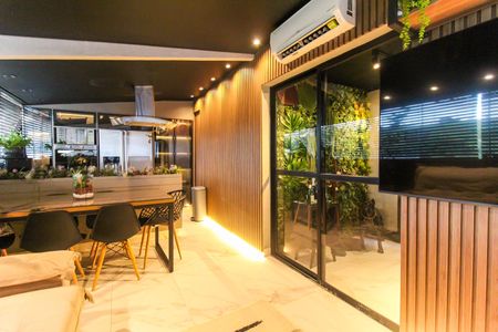 Apartamento à venda com 117m², 4 quartos e 1 vagaSala/Cozinha