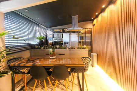 Apartamento à venda com 117m², 4 quartos e 1 vagaSala/Cozinha