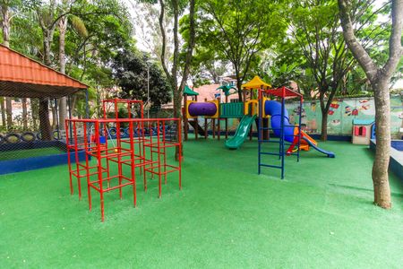 Apartamento à venda com 117m², 4 quartos e 1 vagaÁrea comum - Playground