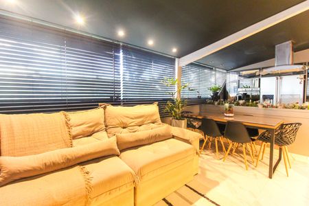 Apartamento à venda com 117m², 4 quartos e 1 vagaSala/Cozinha