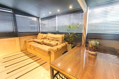 Apartamento à venda com 117m², 4 quartos e 1 vagaSala/Cozinha