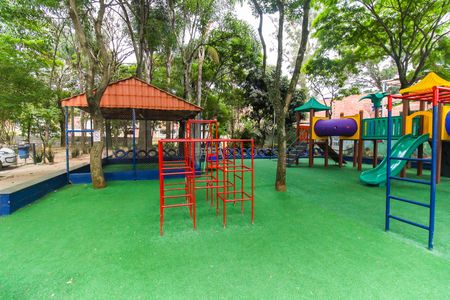 Apartamento à venda com 117m², 4 quartos e 1 vagaÁrea comum - Playground