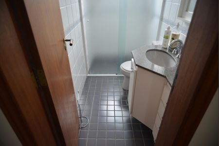 Apartamento à venda com 92m², 2 quartos e 2 vagasBanheiro da Suíte