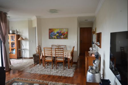 Sala de apartamento à venda com 2 quartos, 92m² em Vila Gilda, Santo André