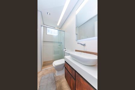 Apartamento à venda com 70m², 3 quartos e 2 vagasBanheiro Social 2