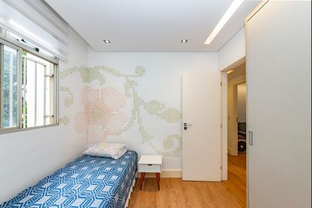 Apartamento à venda com 70m², 3 quartos e 2 vagasQuarto 2