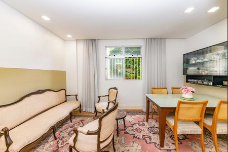 Apartamento à venda com 70m², 3 quartos e 2 vagasSala