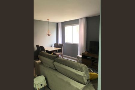Sala de apartamento para alugar com 2 quartos, 54m² em Jardim Branca Flor, Embu das Artes