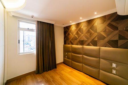 Apartamento para alugar com 75m², 1 quarto e 2 vagas Apartamento para alugar com 75m², 1 quarto e 2 vagasSuíte