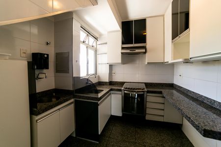 Apartamento para alugar com 75m², 1 quarto e 2 vagas Apartamento para alugar com 75m², 1 quarto e 2 vagasCozinha