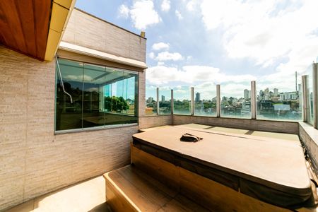 Apartamento para alugar com 75m², 1 quarto e 2 vagas Apartamento para alugar com 75m², 1 quarto e 2 vagasCobertura