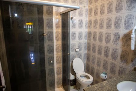 Casa à venda com 395m², 3 quartos e 4 vagasBanheiro Social