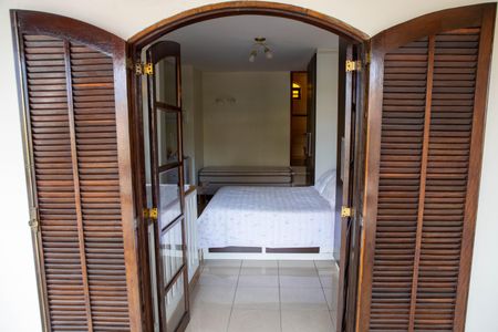 Casa à venda com 395m², 3 quartos e 4 vagasQuarto 3 - Suíte 