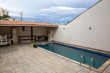 Casa à venda com 395m², 3 quartos e 4 vagasArea Externa - Piscina
