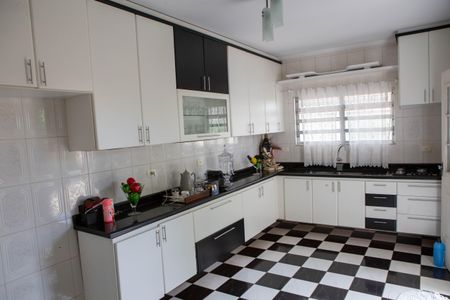 Casa à venda com 395m², 3 quartos e 4 vagasCozinha 1
