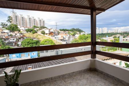 Casa à venda com 395m², 3 quartos e 4 vagasQuarto 3 - Suíte - Varanda