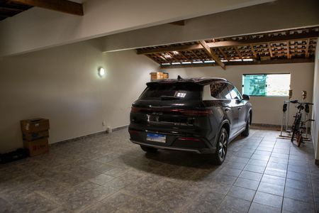Casa à venda com 395m², 3 quartos e 4 vagasGaragem - 4 Carros grandes