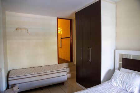 Casa à venda com 395m², 3 quartos e 4 vagasQuarto 3 - Suíte