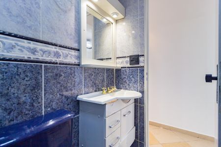 Apartamento para alugar com 65m², 3 quartos e 1 vagaBanheiro - Social