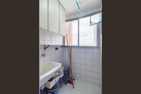 Apartamento para alugar com 65m², 3 quartos e 1 vagaÁrea de Serviço