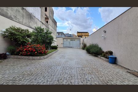 Casa à venda com 294m², 3 quartos e 20 vagasQuintal 