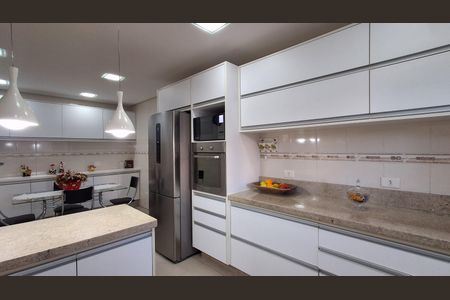 Casa à venda com 294m², 3 quartos e 20 vagasCozinha 