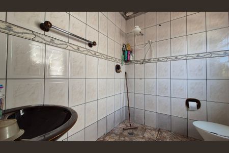 Casa para alugar com 179m², 3 quartos e 1 vagaBanheiro da suíte